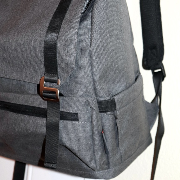 A Picnic Time brand OTG Traverse Backpack Cooler Hiking Backpack - Picture 3 of 12